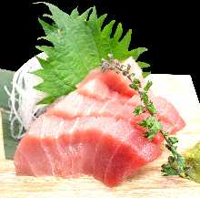 Tuna "Chutoro" sashimi(4pieces)