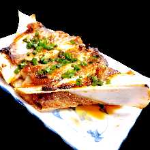 Grilled Jaw Meat of Tuna with Green Onion Ponzu