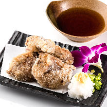 Marinated deep-fried tuna cheek (seasoned with soy sauce)