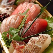 Assorted sashimi