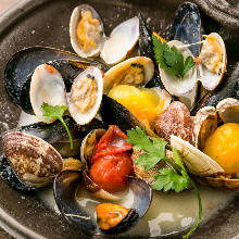 Manila clams steamed with sake