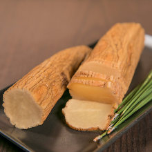 Iburi Gakko (smoked and pickled)