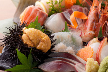 Assorted sashimi