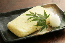 Japanese-style rolled omelet