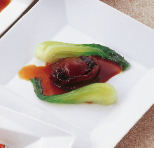 Stir-fried abalone with oyster sauce