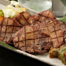 Grilled beef tongue