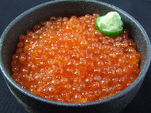 Salmon roe rice bowl