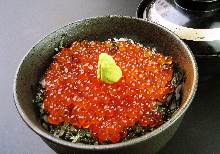 Salmon roe rice bowl