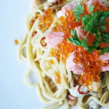 Creamy crab tomato pasta