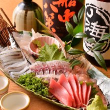 Assorted sashimi