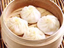 Xiaolongbao (soup dumplings)