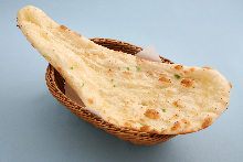 Garlic naan