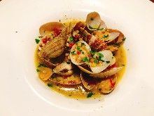 Manila clams steamed in white wine