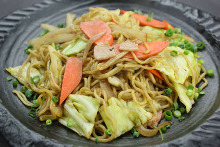 Yakisoba noodles