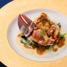 Live lobster teppanyaki