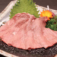 Slow-cooked beef heart sashimi