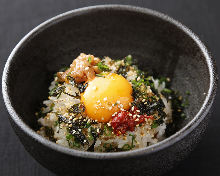 Tamagokake gohan (rice with raw egg)