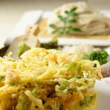 Buckwheat noodles with fried vegetables