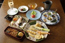 8,400 JPY Course 8,400 JPY Course