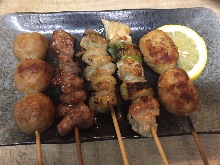 Assorted grilled chicken skewers, 5 kinds