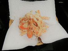 Fried small shrimp
