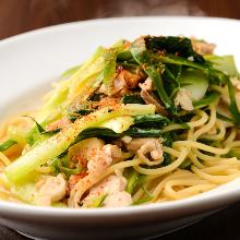 Pasta with chicken and Japanese leek