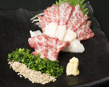 Fatty horse meat sashimi