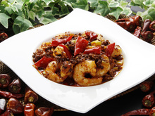 Stir-fried shrimp in chili sauce