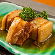 Simmered pork belly