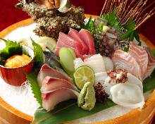 Assorted sashimi