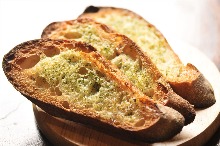 Garlic toast