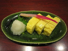 Wrapped omelet with eel