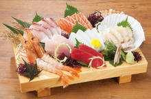 Assorted sashimi