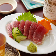 Tuna sashimi