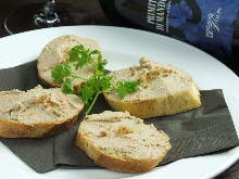 Chicken white liver canape