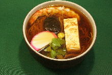 Udon with fish cake