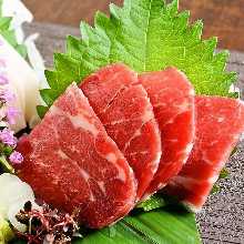 Horse loin meat sashimi