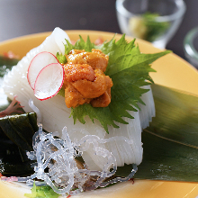 Squid sashimi cut into fine strips