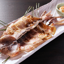 Lightly-dried squid