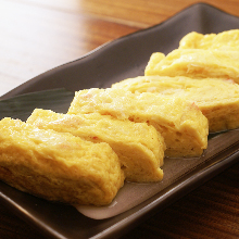 Japanese-style rolled omelet