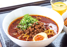 Chinese noodles in Sichuan-style sesame paste soup