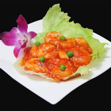 Stir-fried shrimp in chili sauce