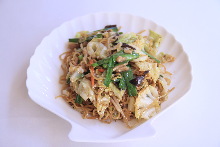 Yakisoba noodles