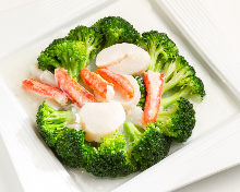 Stir-fried scallop and vegetables