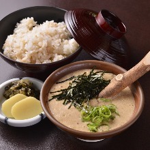 Mugi Meshi (steamed rice)