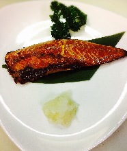 Salted and grilled mackerel
