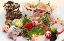 Assorted sashimi