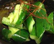 Salted-kelp and cucumber