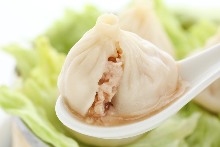 Xiaolongbao (soup dumplings)