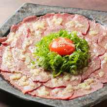 Seared beef tartare